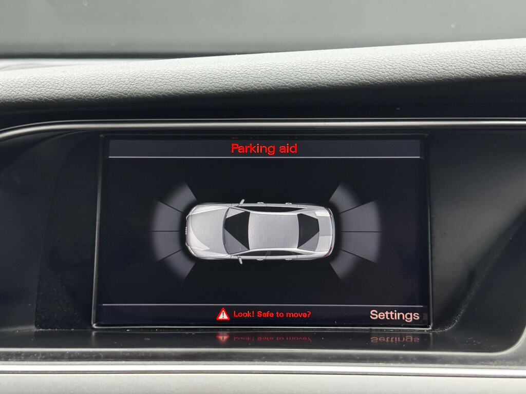 Audi A4 Saloon 2.0 Tdi Black Edition 201414 White #35