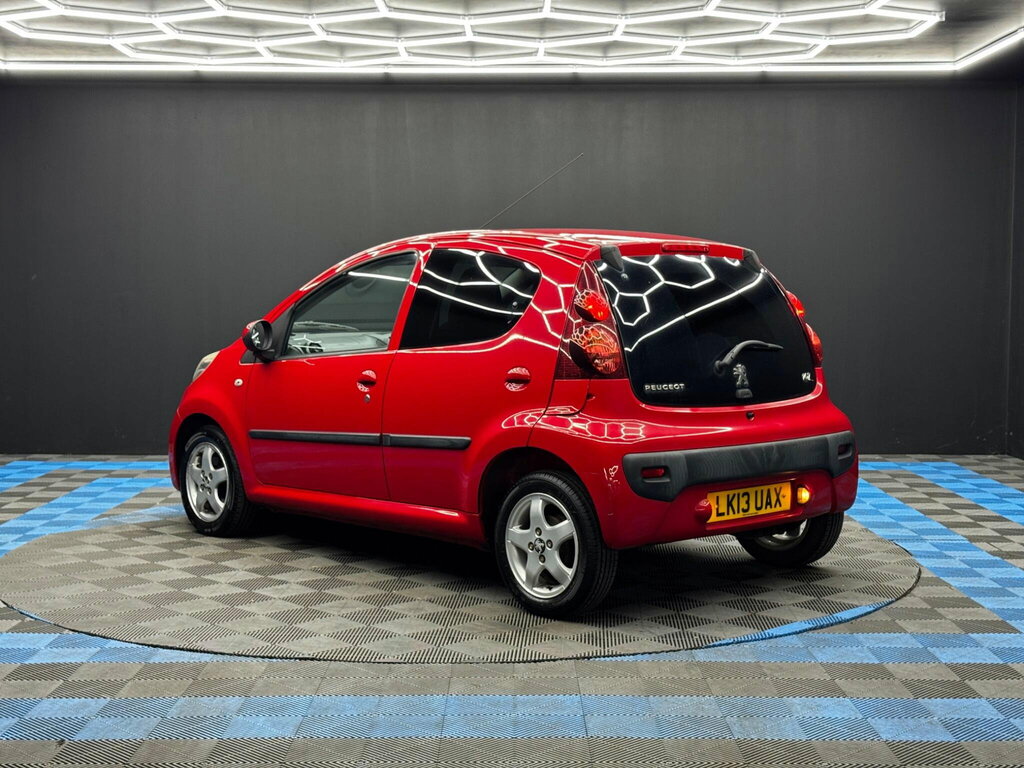 Peugeot 107  Black #7