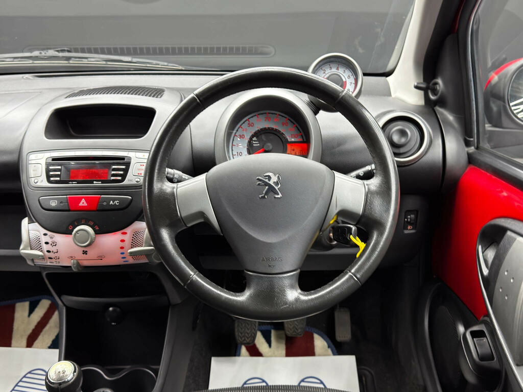 Peugeot 107  Black #17