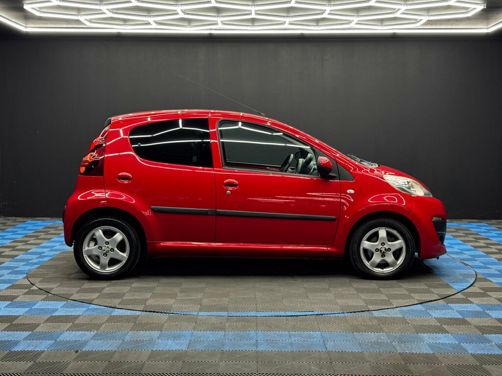 Peugeot 107 1.0 12V Allure Euro 5 Red #4
