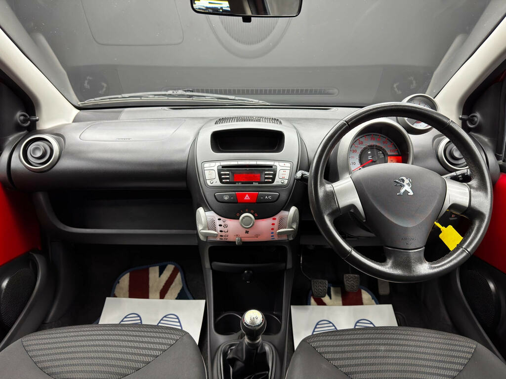 Peugeot 107  Black #10