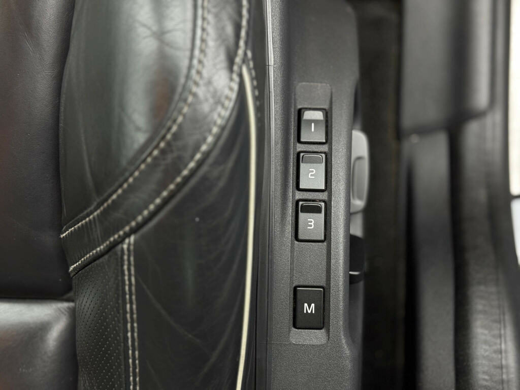 Volvo XC60  Black #39