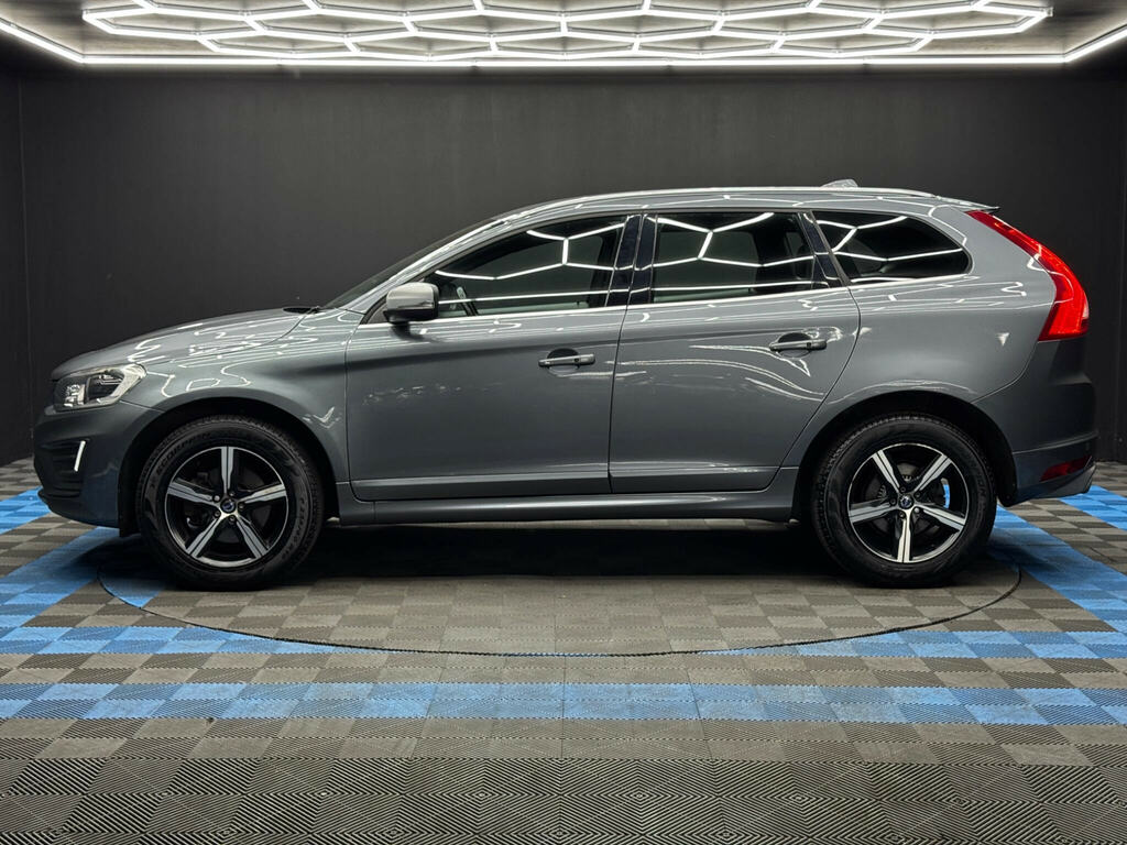 Volvo XC60  Black #8