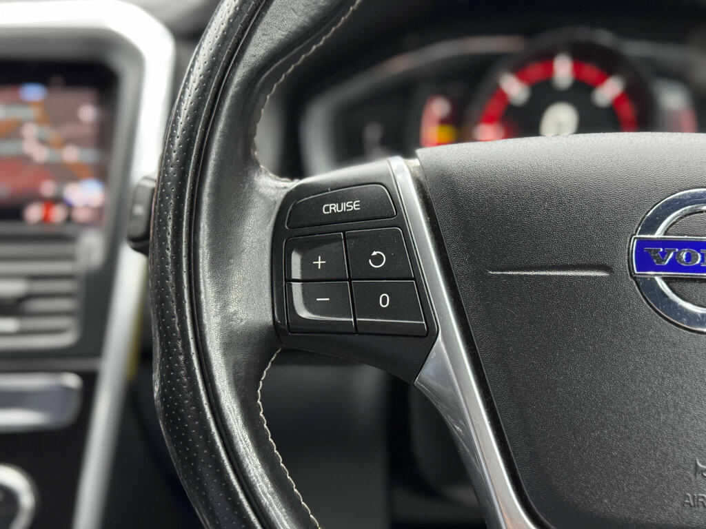 Volvo XC60  Black #19