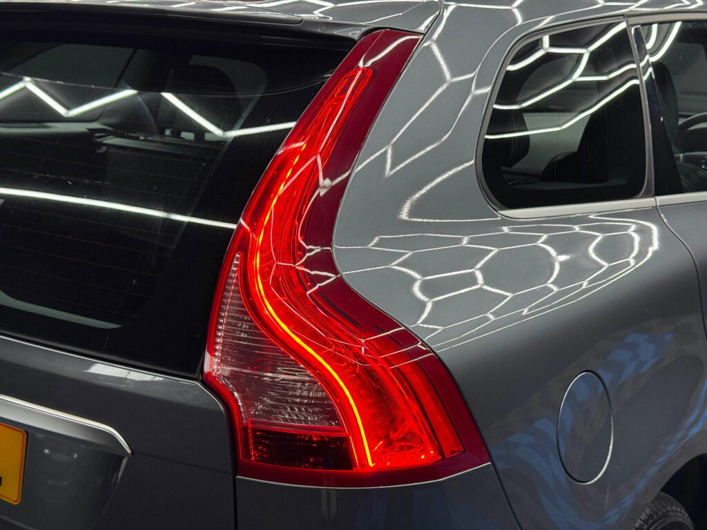 Volvo XC60  Black #42