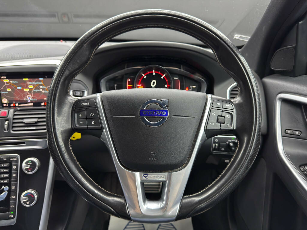 Volvo XC60  Black #18
