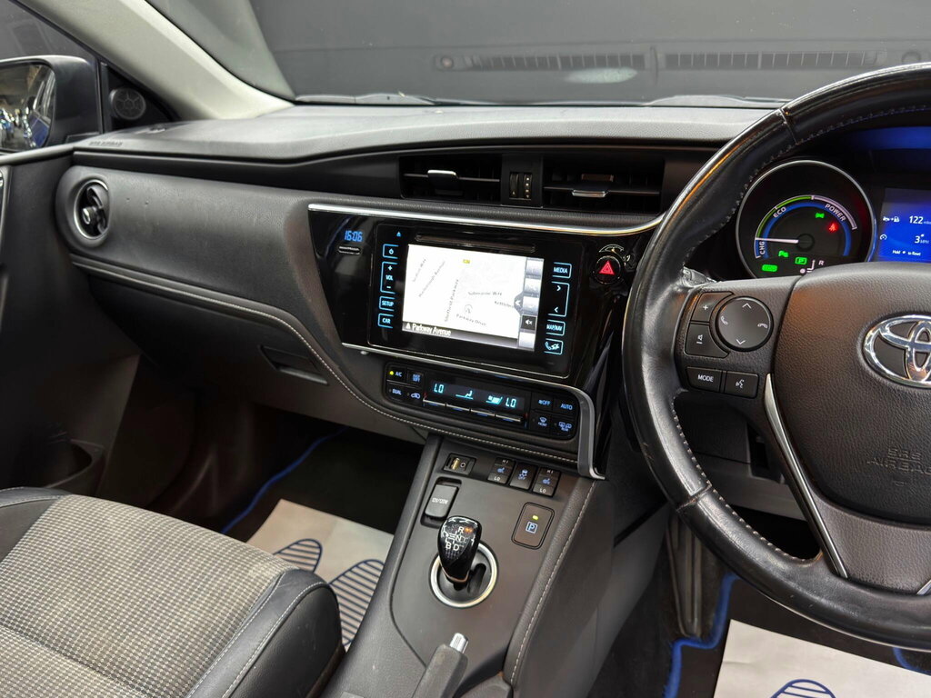 Toyota Auris 1.8L Excel Blue #22
