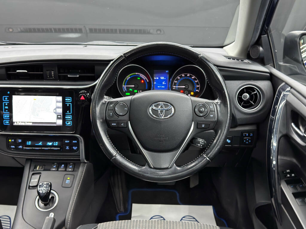 Toyota Auris 1.8L Excel Blue #16