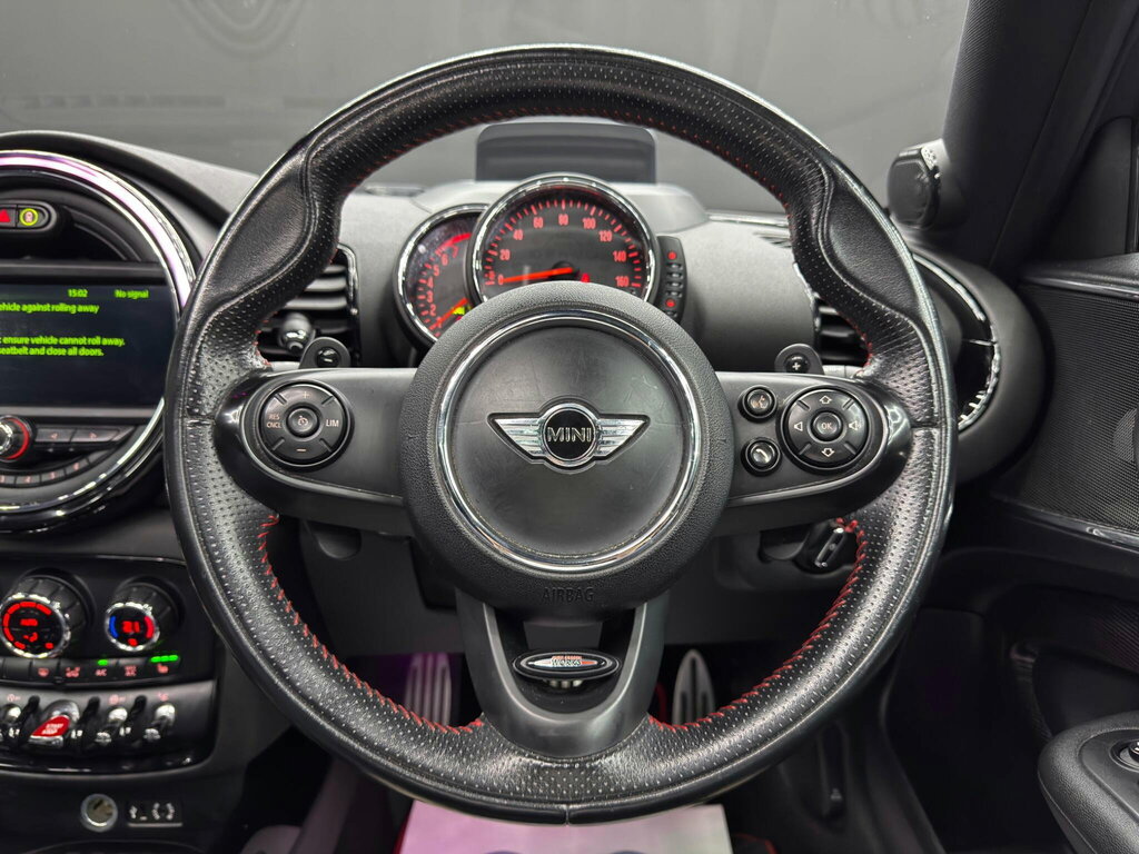 Mini Clubman Cooper Red #19