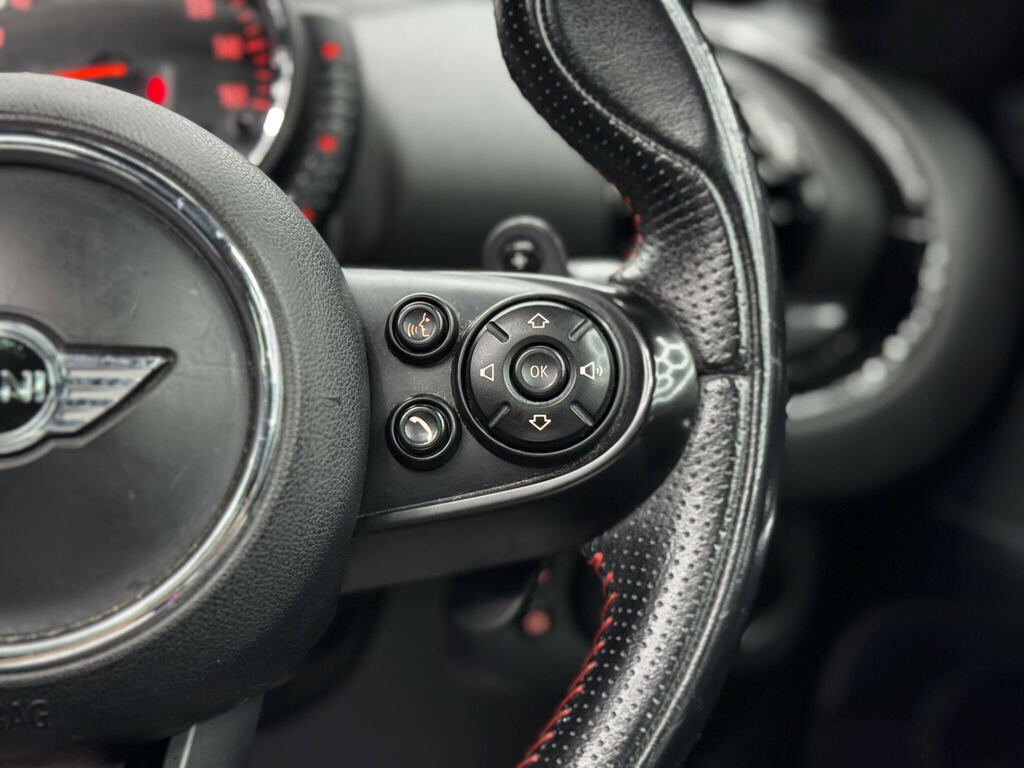 Mini Clubman Cooper Red #21