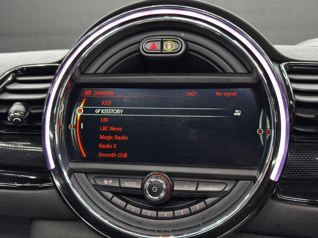 Mini Clubman Cooper Red #32