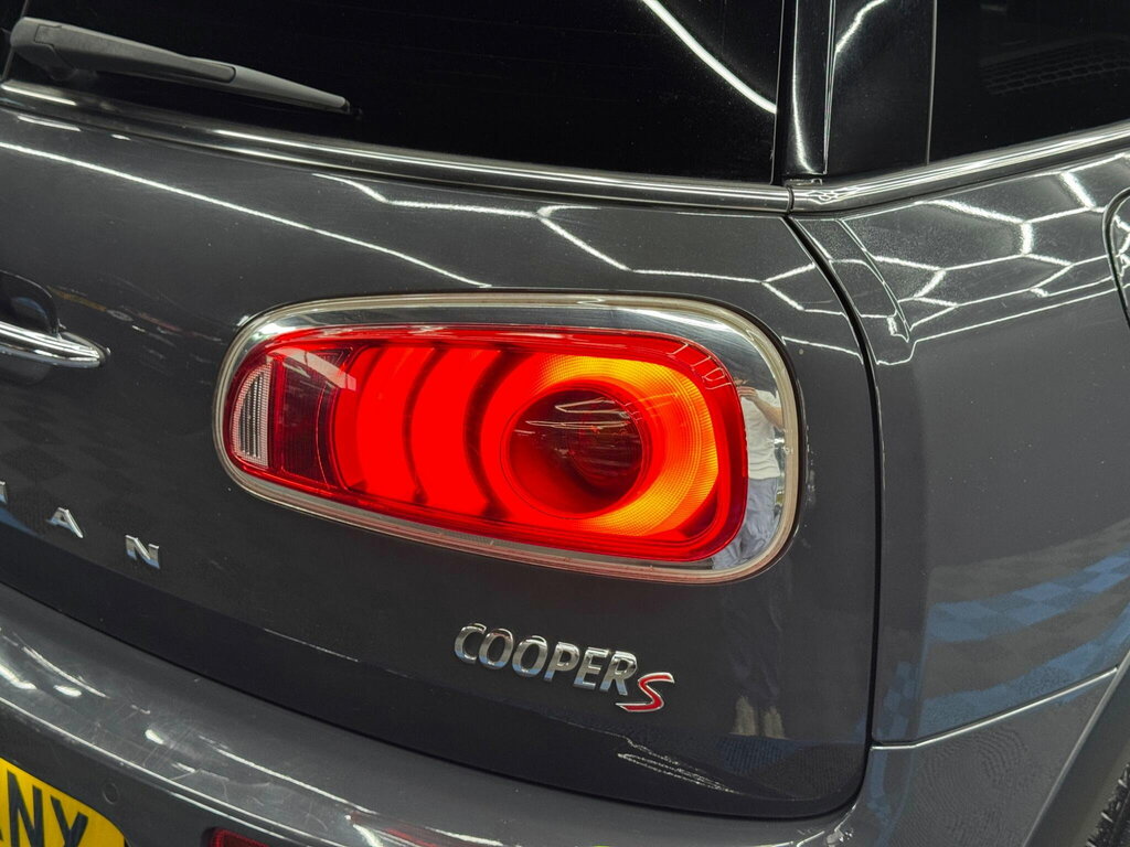 Mini Clubman Cooper Red #48