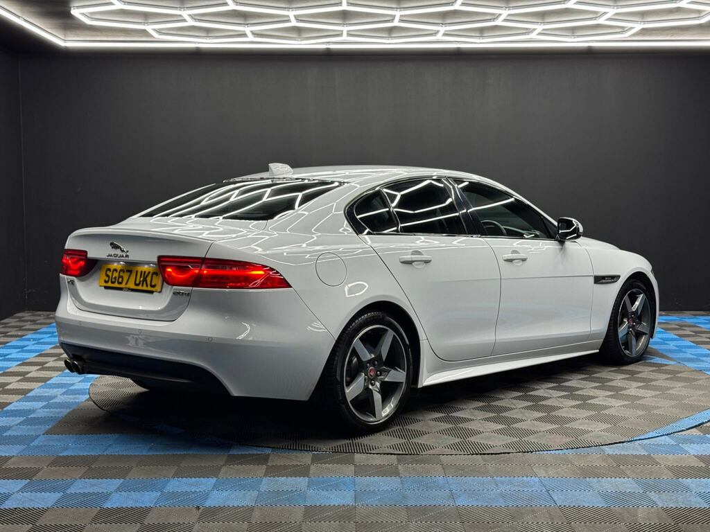 Jaguar XE 2.0D R-sport Euro 6 Ss White #5
