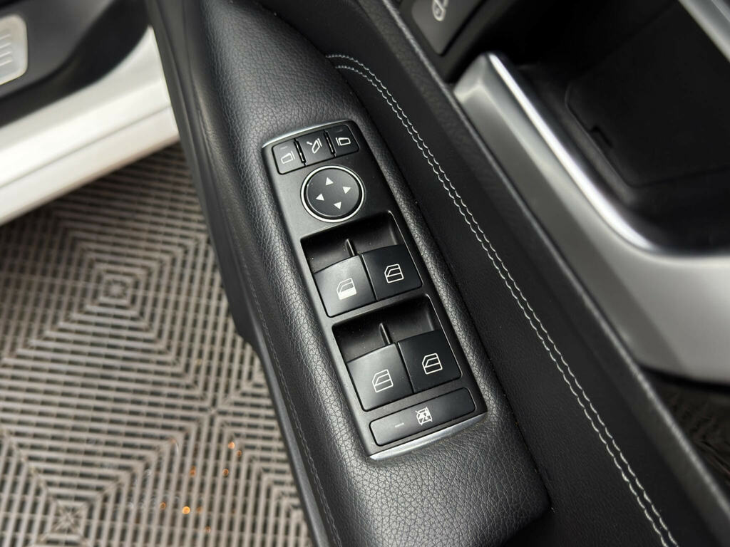 Mercedes-Benz E Class E220 Cdi Se Silver #38