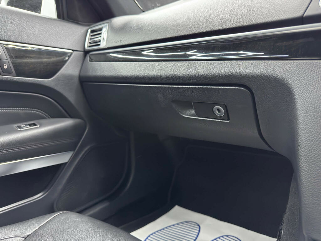 Mercedes-Benz E Class E220 Cdi Se Silver #33