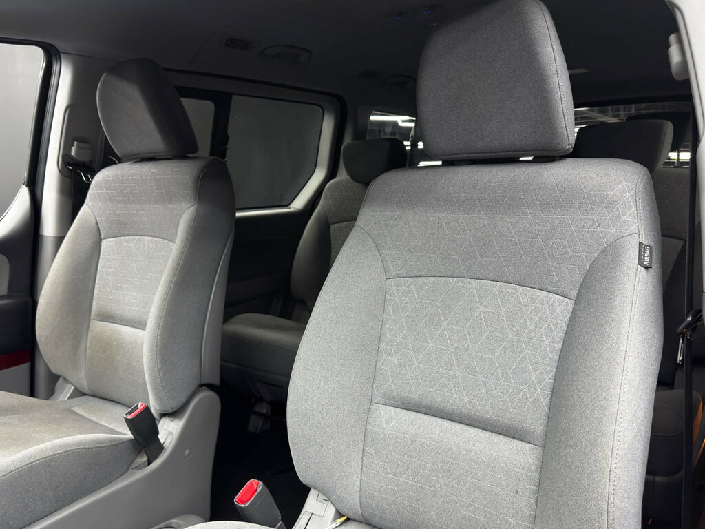 Hyundai I800 2.5 Crdi Se Nav 134 Bhp Silver #13