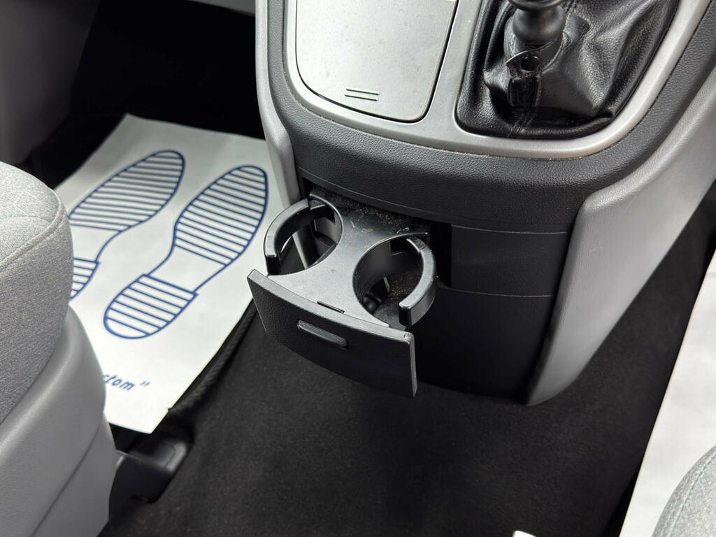 Hyundai I800 2.5 Crdi Se Nav 134 Bhp Silver #23