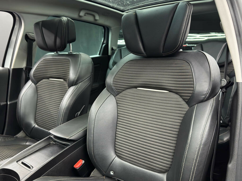 Renault Grand Scenic 1.3L Iconic Grey #13