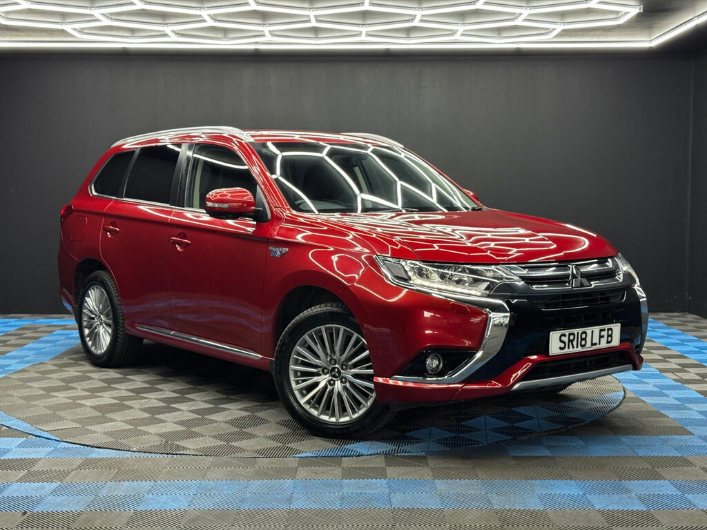 Mitsubishi Outlander 2.0H 12Kwh 4H Cvt 4Wd Euro 6 Ss Red