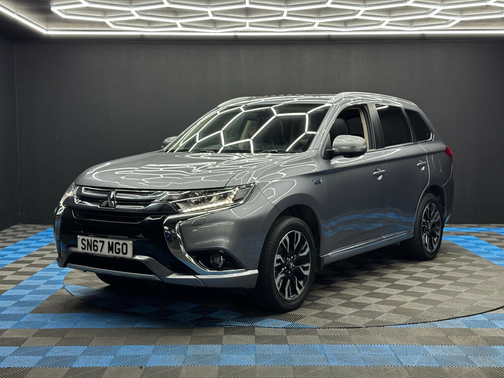 Mitsubishi Outlander 2.0H 12Kwh 4H Cvt 4Wd Euro 6 Ss Grey #3