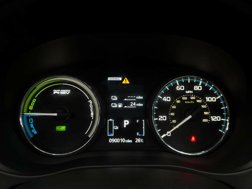 Mitsubishi Outlander 2.0H 12Kwh 4Hs Cvt 4Wd Brown #22