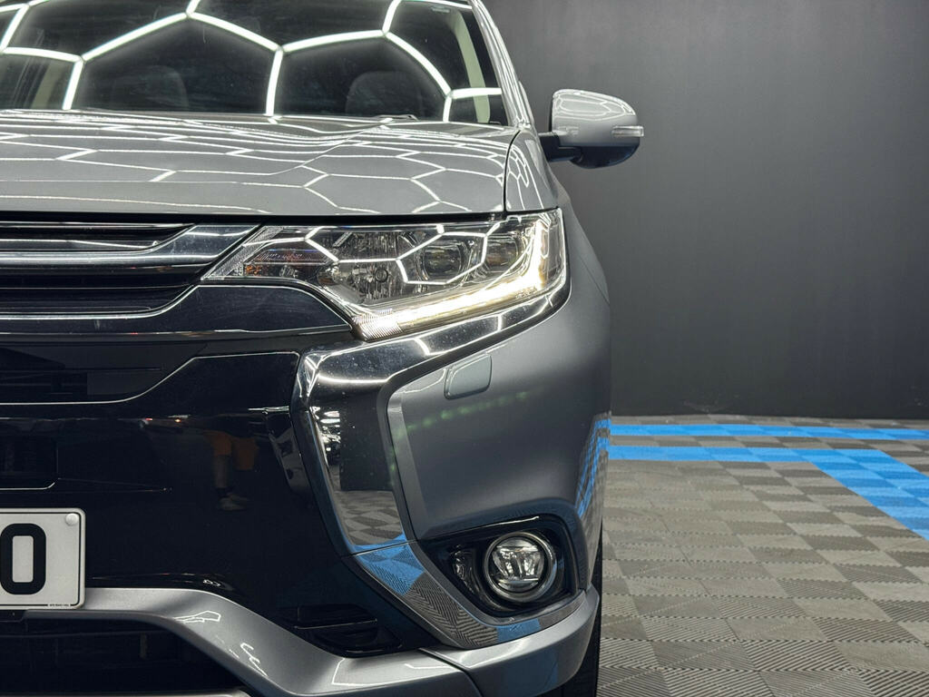 Mitsubishi Outlander 2.0H 12Kwh 4Hs Cvt 4Wd Brown #44