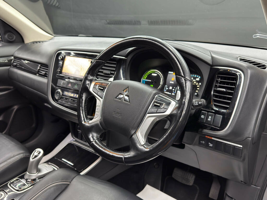 Mitsubishi Outlander 2.0H 12Kwh 4Hs Cvt 4Wd Brown #9