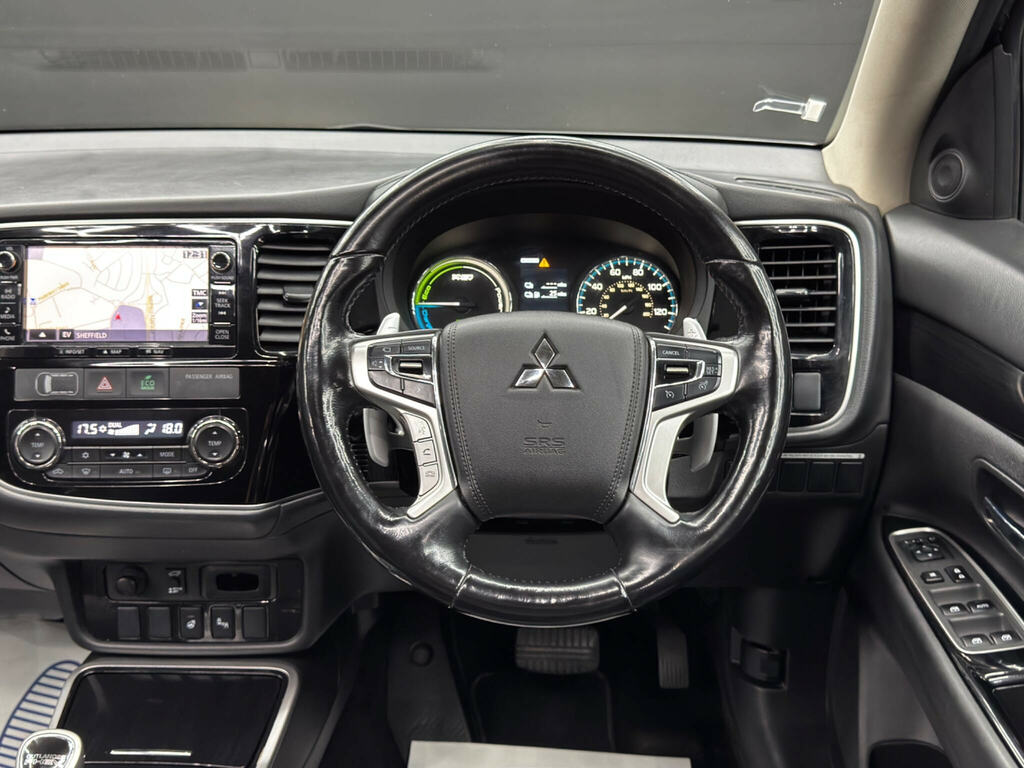Mitsubishi Outlander 2.0H 12Kwh 4Hs Cvt 4Wd Brown #18
