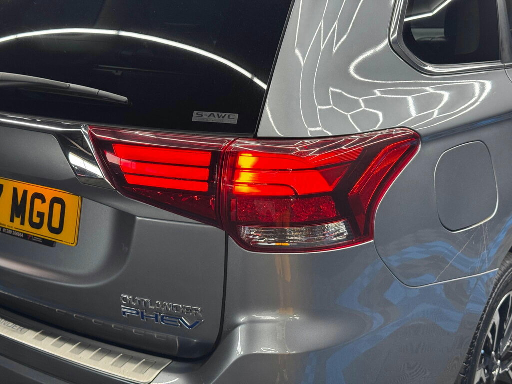 Mitsubishi Outlander 2.0H 12Kwh 4Hs Cvt 4Wd Brown #43