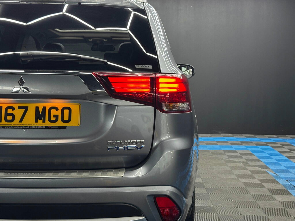 Mitsubishi Outlander 2.0H 12Kwh 4Hs Cvt 4Wd Brown #42