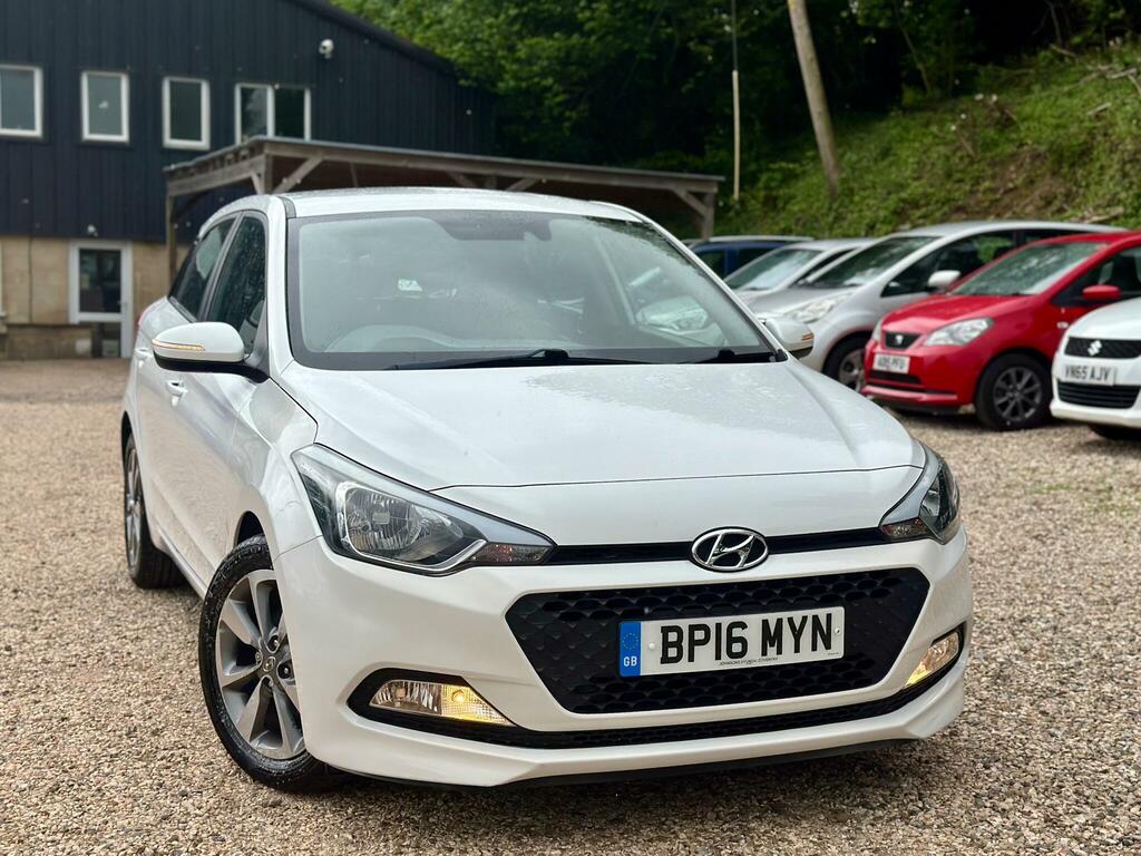 Hyundai I20 1.2 Blue Drive Se Euro 6 Ss White