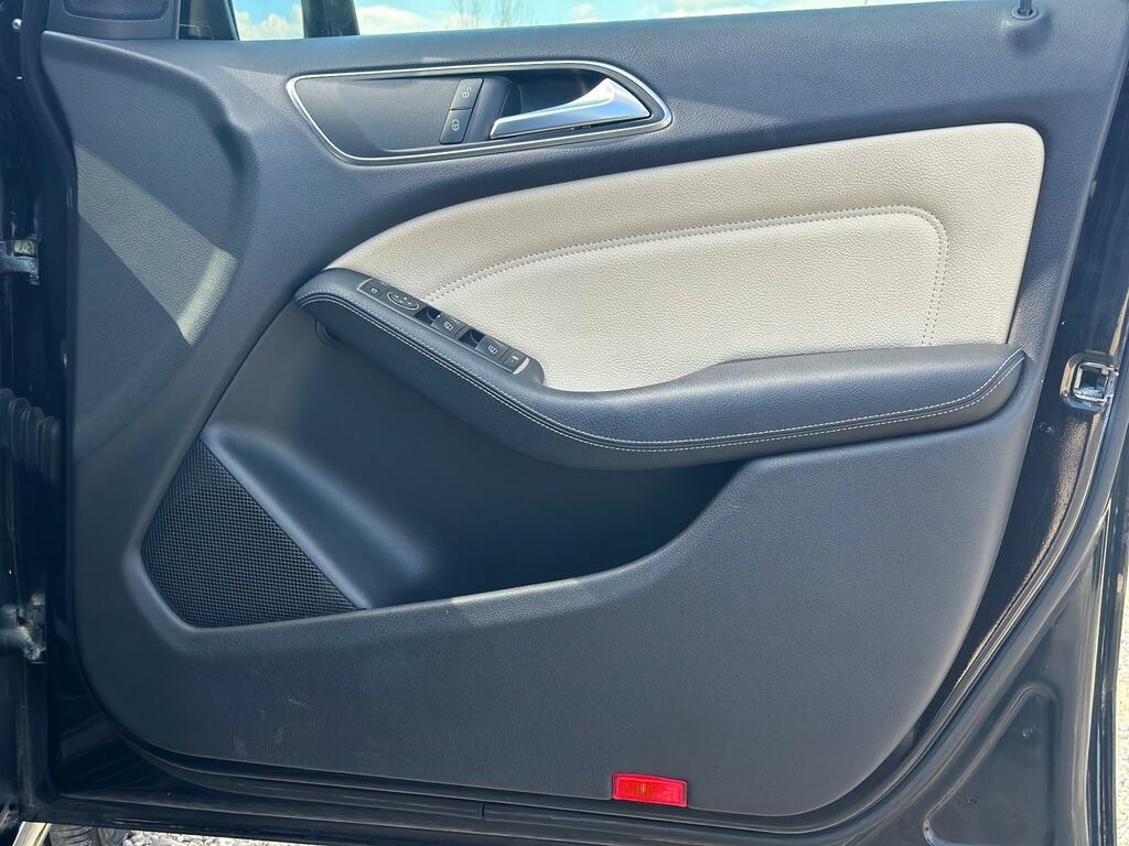 Mercedes-Benz B Class Sport Silver #27