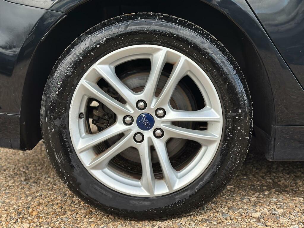 Ford Mondeo Titanium Blue #33