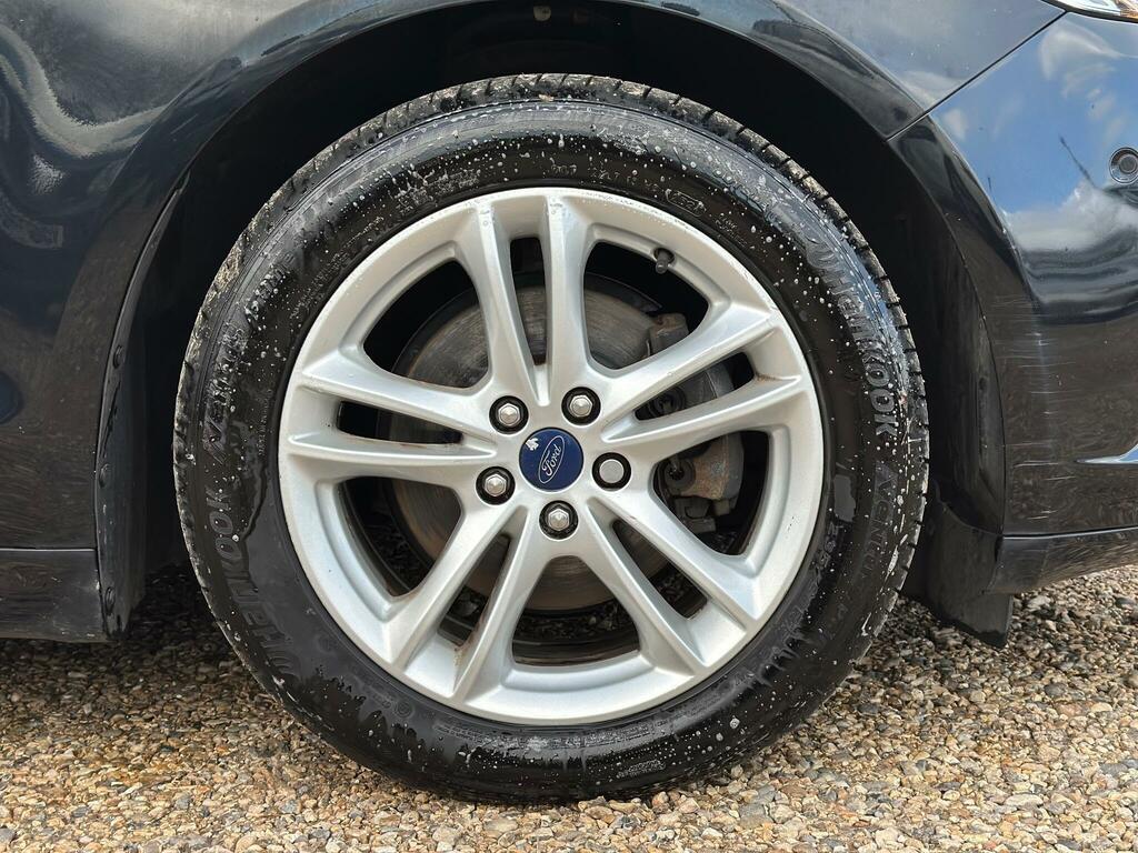 Ford Mondeo Titanium Blue #34