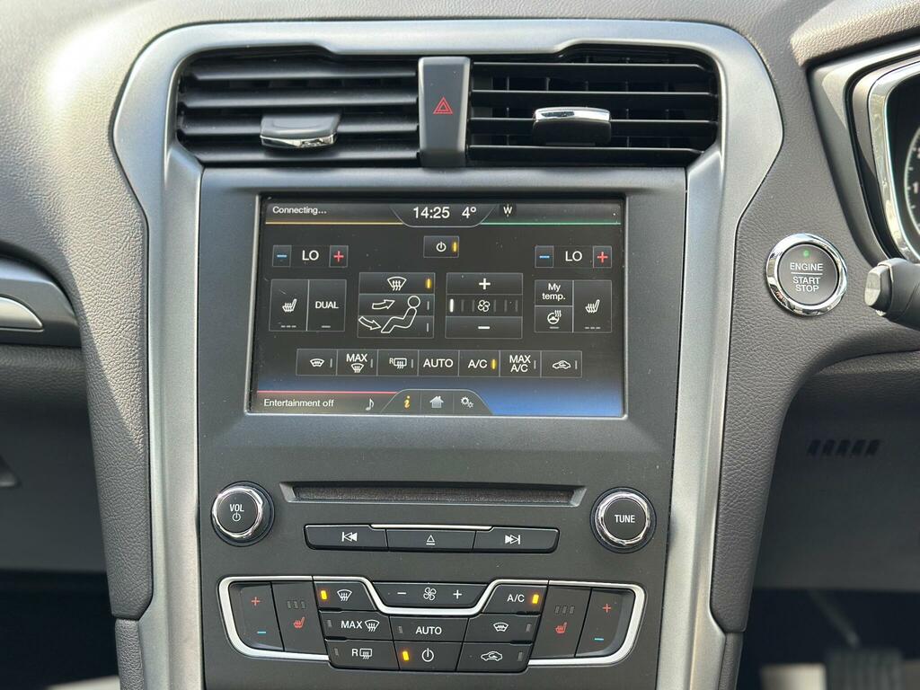 Ford Mondeo Titanium Blue #37