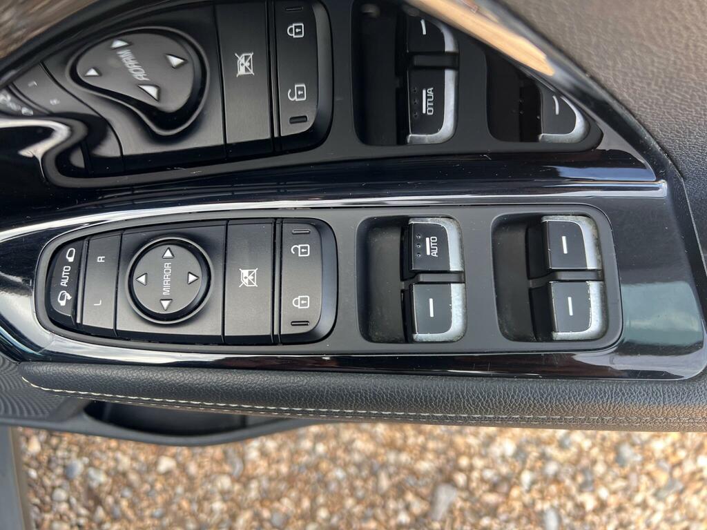 Kia Niro Black #38