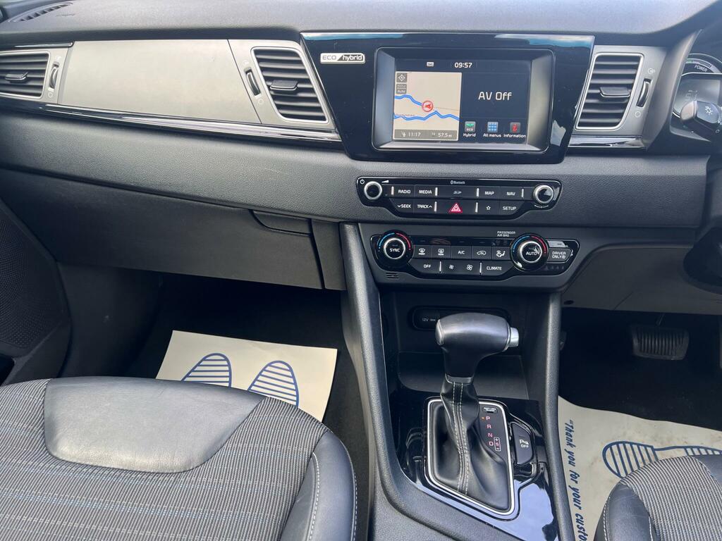 Kia Niro Black #17