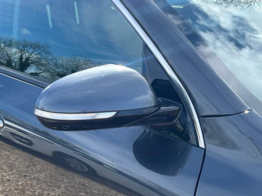 Kia Niro Black #11
