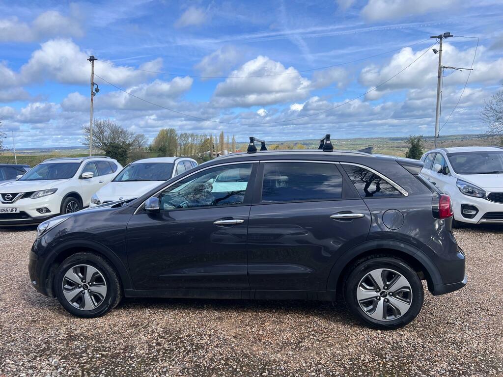 Kia Niro Black #8