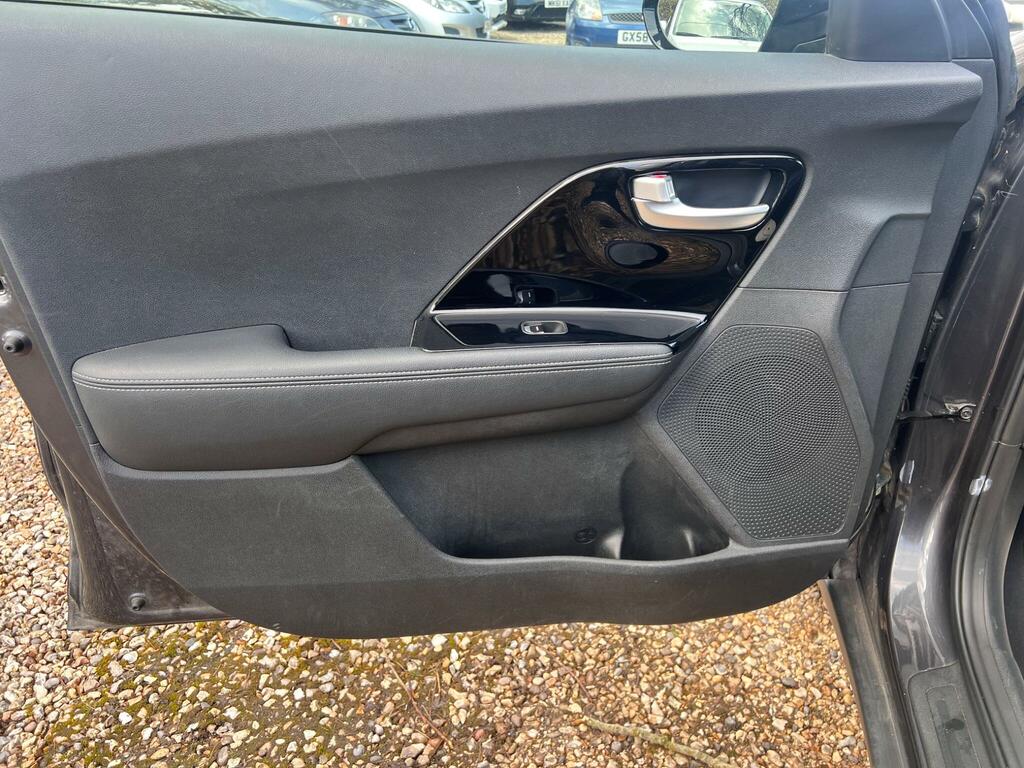 Kia Niro Black #36