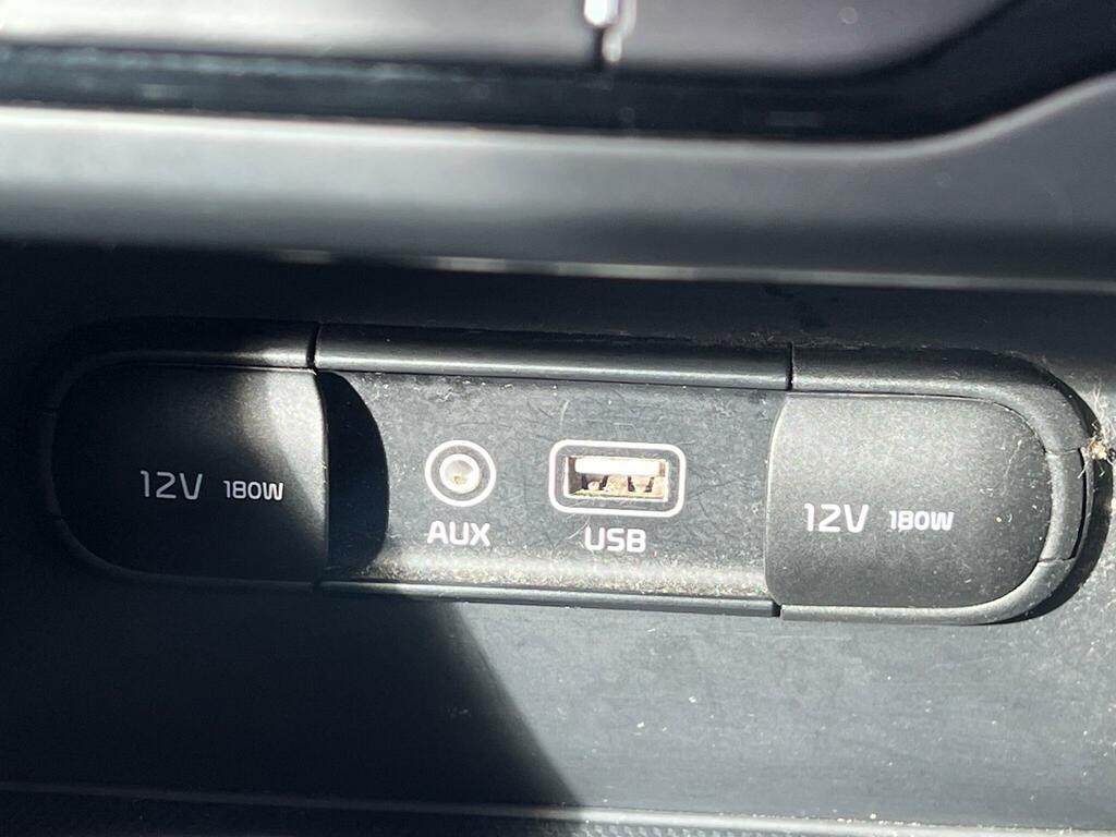 Kia Niro Black #25