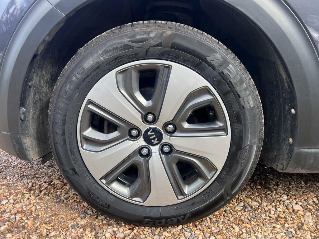 Kia Niro Black #41