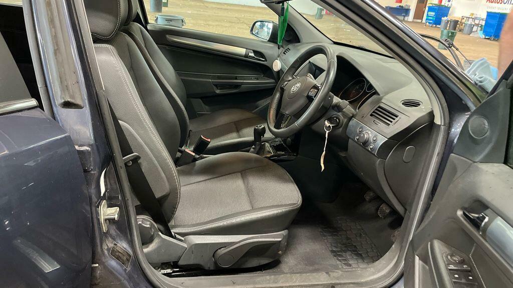 Vauxhall Astra Life Ac 16V E4 Silver #11