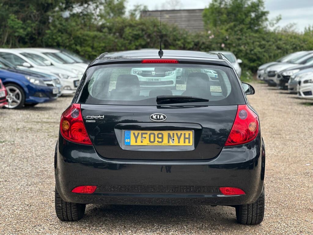 Kia Ceed 1.6 Sr7 Black #4