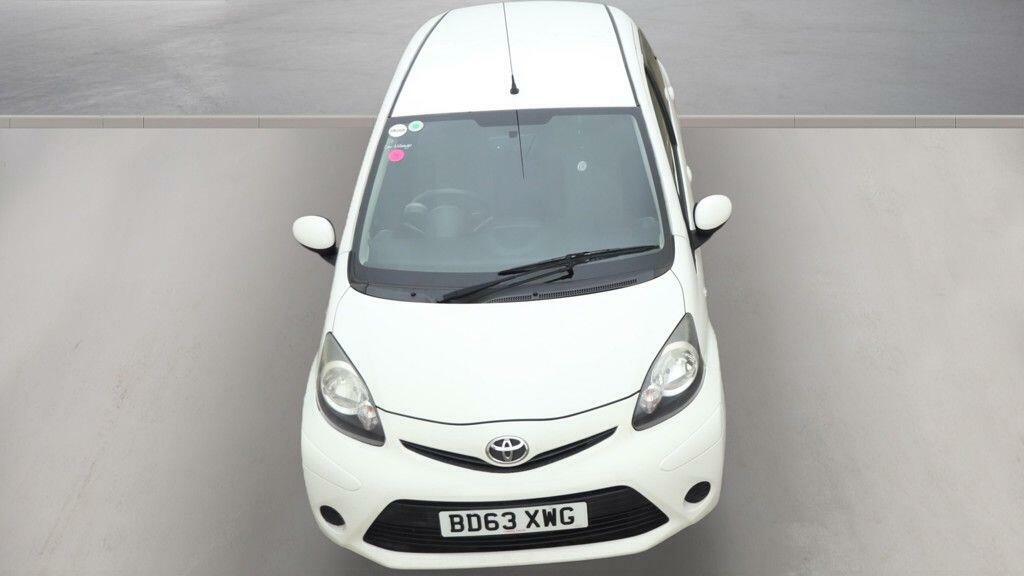 Toyota Aygo 1.0 Vvt-i Fire Multimode White #3