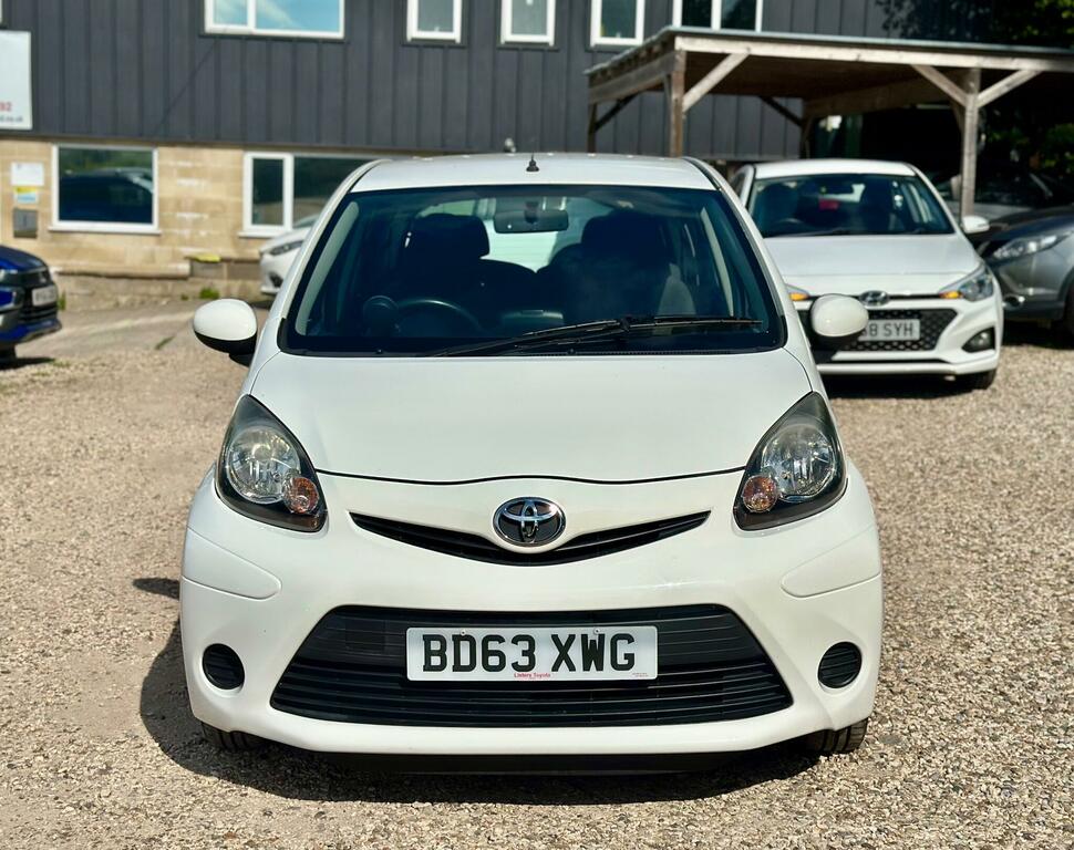 Toyota Aygo 1.0 Vvt-i Move Multimode Euro 5 BD63XWG White #3