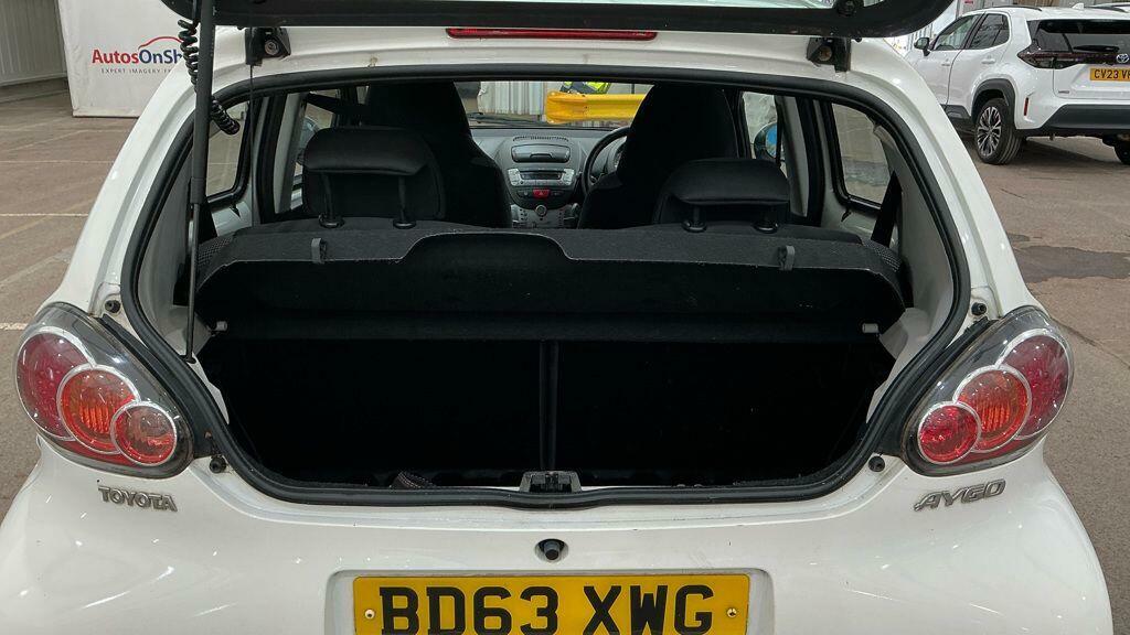 Toyota Aygo 1.0 Vvt-i Fire Multimode White #9