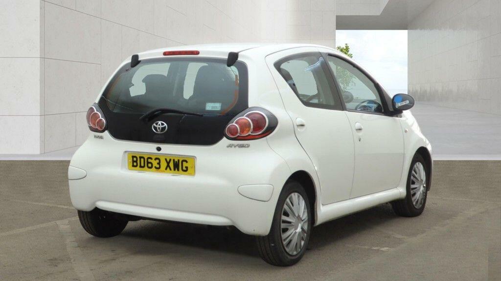 Toyota Aygo 1.0 Vvt-i Fire Multimode White #8