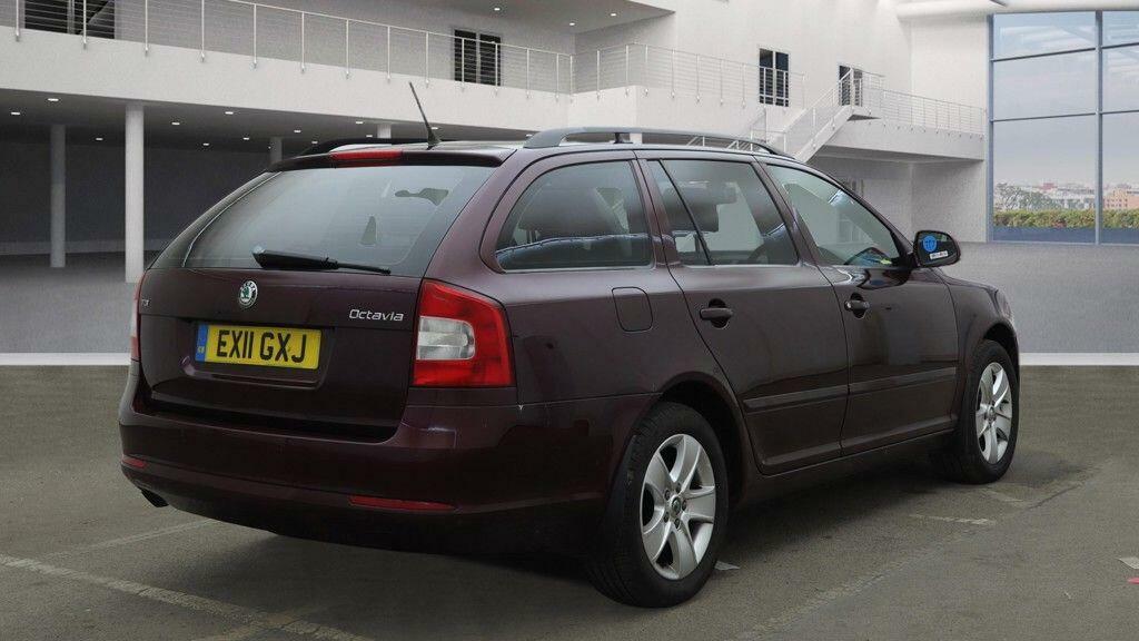 Skoda Octavia Hatchback Silver #9