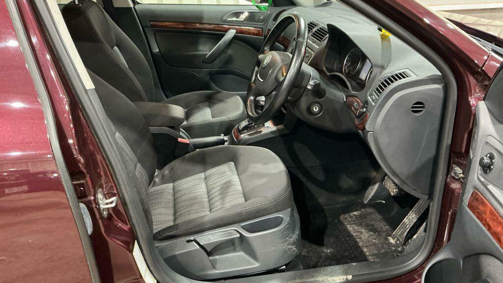 Skoda Octavia Hatchback Silver #8